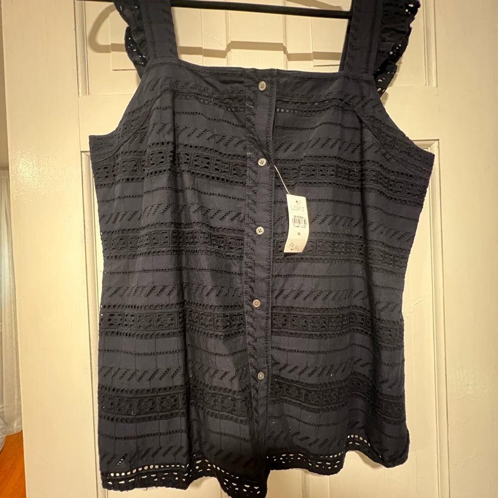LOFT. NWT. Size XL